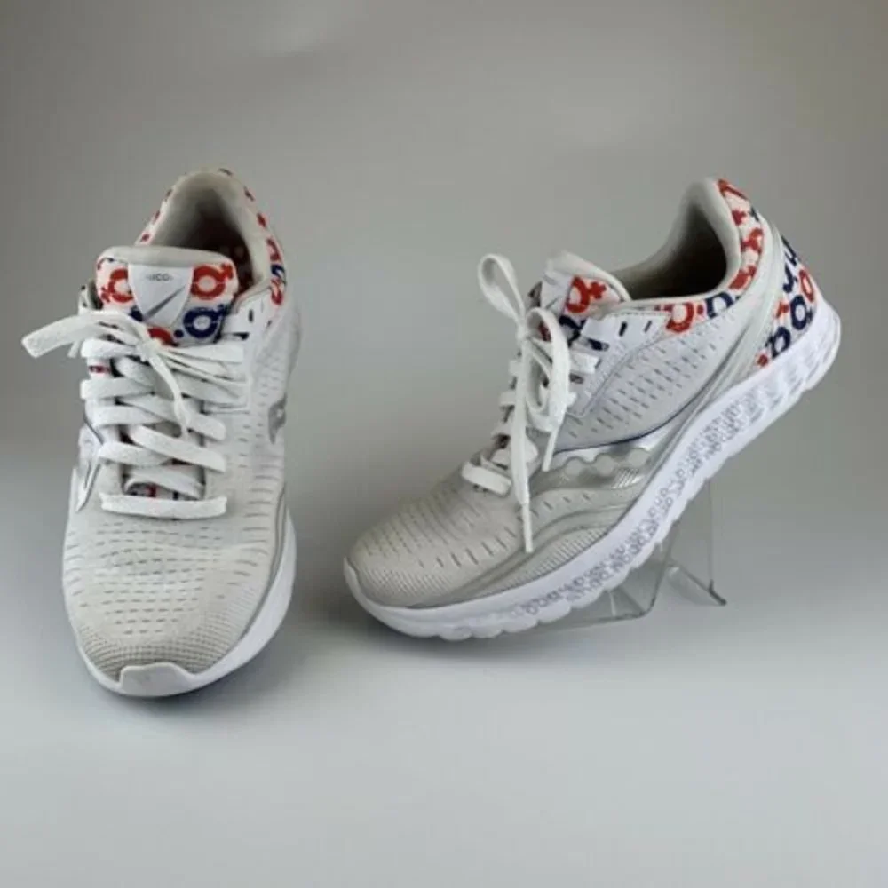 Saucony Kinvara 11 Prinkshop White Running  Shoes S10551-70 Women’s Size 9 - Picture 2 of 12